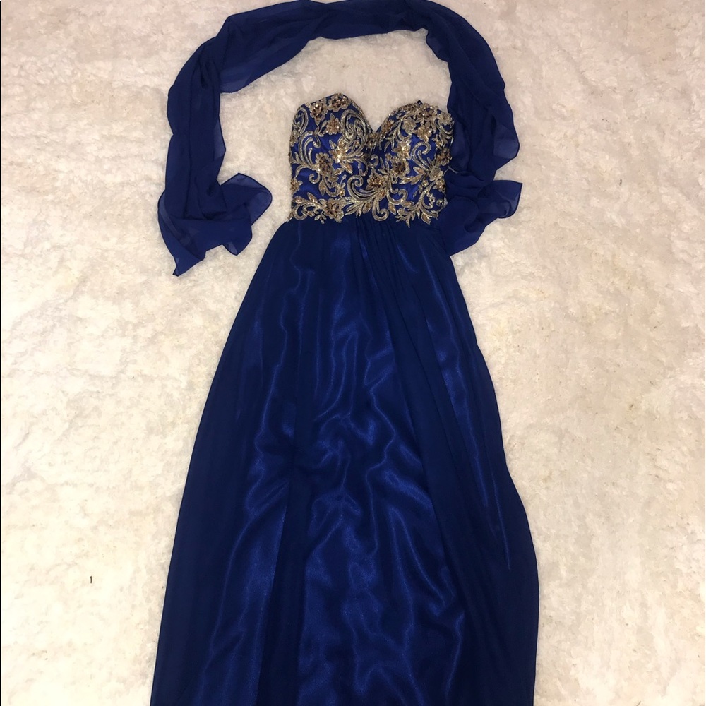 Royal blue strapless prom dress